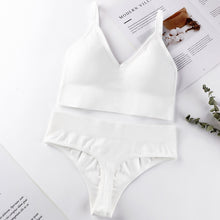 Load image into Gallery viewer, Wireless bralette underwear set