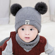 Load image into Gallery viewer, Winter baby scarf hat
